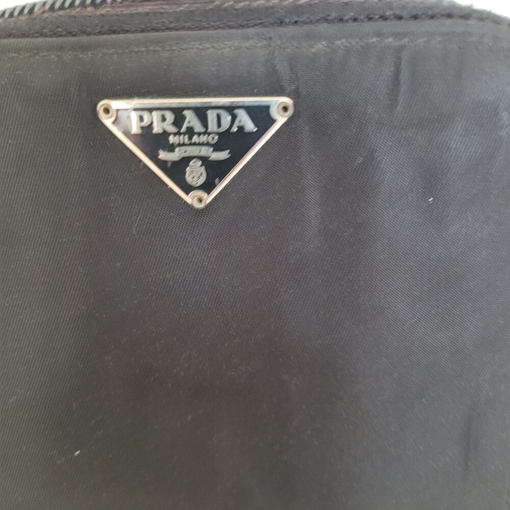 Vintage Prada Milano Black Nylon Saffiano Leather Zip Around Bifold Wallet Made - Picture 12 of 12